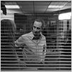 Entre ses mains : photo Anne Fontaine, Benoît Poelvoorde