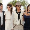 Pirates des Caraïbes : la Fontaine de Jouvence : photo Astrid Berges-Frisbey, Johnny Depp, Penélope Cruz, Sam Claflin