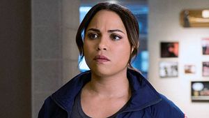 Chicago Fire : Dick Wolf revient sur le départ inattendu de Monica Raymund (Dawson)