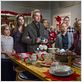 Parenthood (2010) : photo Bonnie Bedelia, Dax Shepard, Erika Christensen, Joy Bryant, Lauren Graham