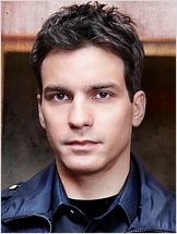 Santiago Cabrera
