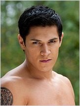 Alex Meraz