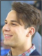 Skylar Astin