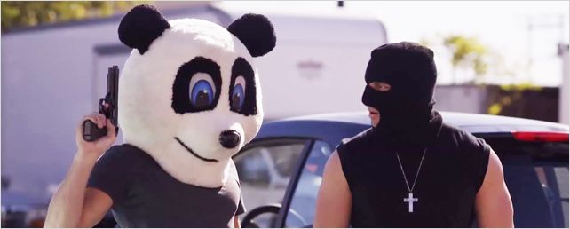 Superfast : la parodie de Fast and Furious par les scénaristes de Scary Movie Superfast : la parodie de Fast and Furious par les scénaristes de Scary Movie