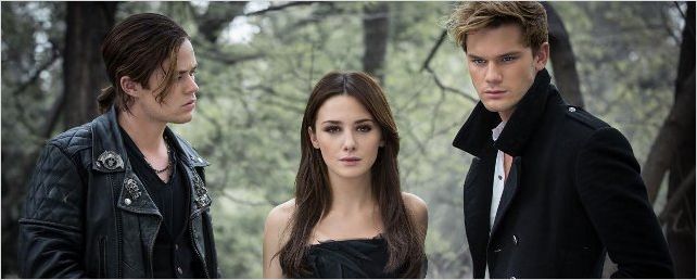 Allez-vous tomber pour Fallen, nouvelle adaptation de roman pour jeunes adultes ? Allez-vous tomber pour Fallen, nouvelle adaptation de roman pour jeunes adultes ?