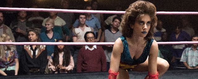GLOW : Alison Brie, star du ring !