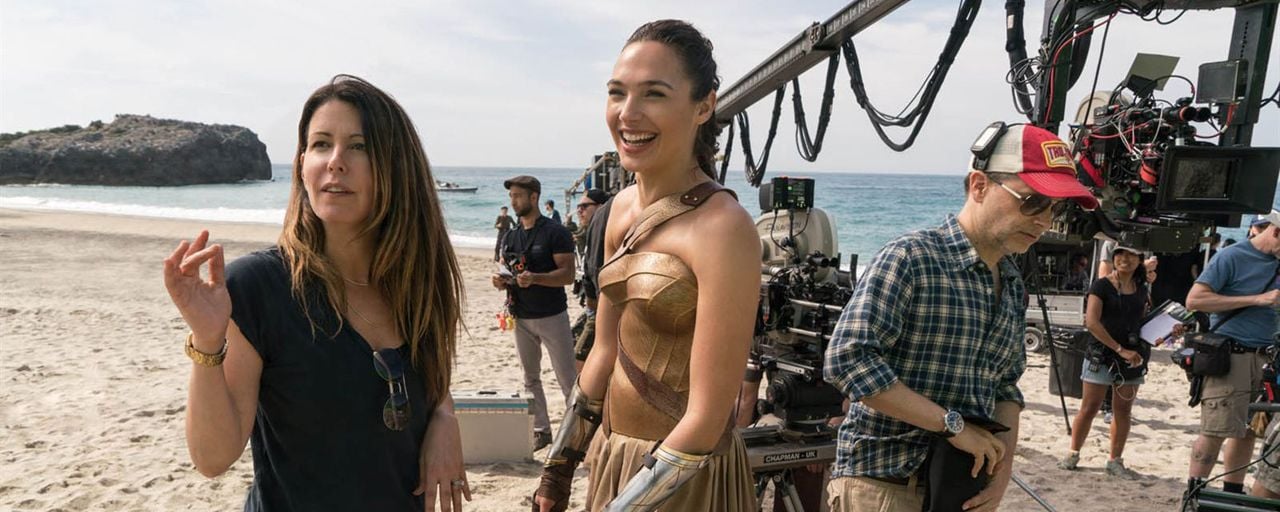 Wonder Woman 2 : contrat record pour la réalisatrice Patty Jenkins ?