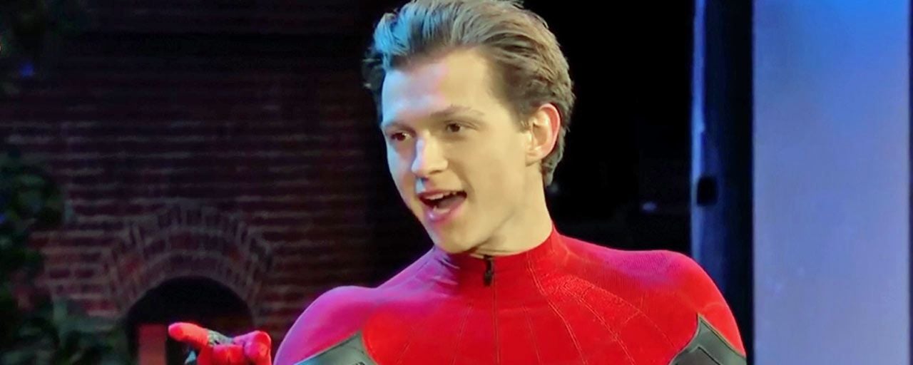 Spider-Man Far From Home : Tom Holland débarque chez Jimmy Kimmel dans son nouveau costume