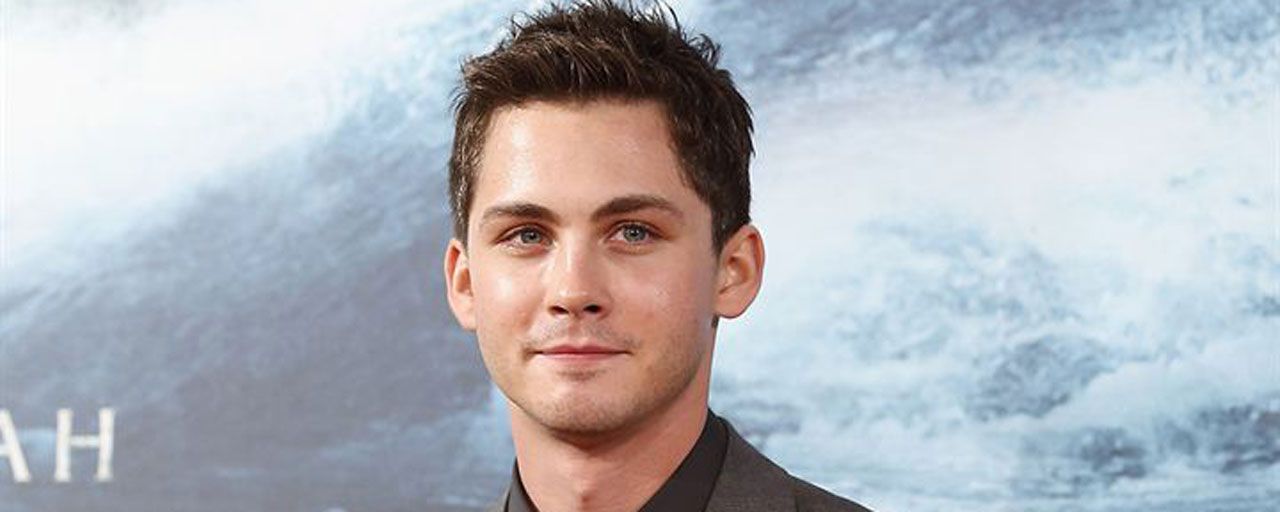 The Hunt : Logan Lerman chassera les nazis dans la série de Jordan Peele