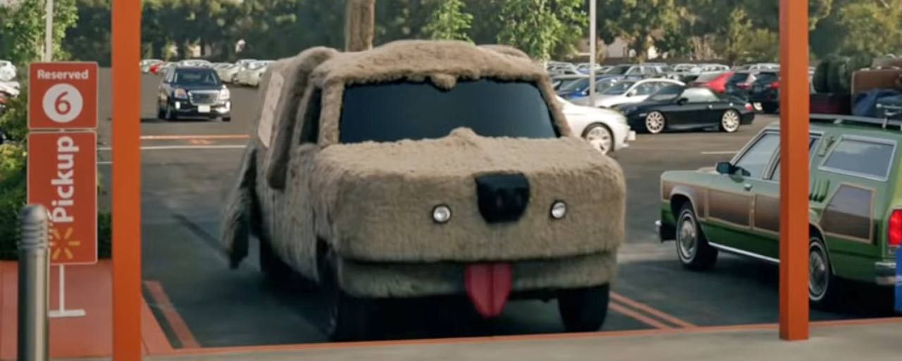 Bumblebee, K2000, Ghostbusters… Une dizaine de voitures mythiques réunies dans une pub !