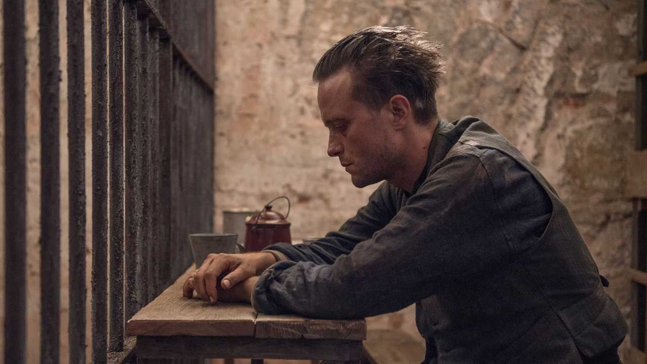 Une vie cachée : qui est August Diehl, le héros du film de Terrence Malick ?