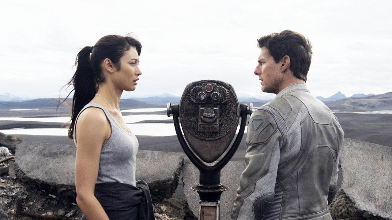 Oblivion sur TFX : quels écarts d'âge entre Tom Cruise et ses partenaires féminines ?