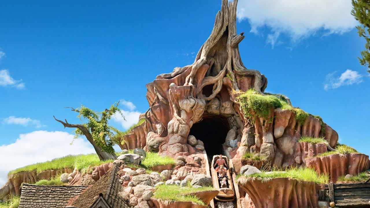 Disney : au coeur d'une polémique, l'attraction Splash Mountain va être transformée