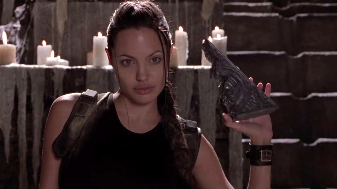 Lara Croft Tomb Raider sur W9 : le film de la réconciliation pour Angelina Jolie et son père Jon Voight