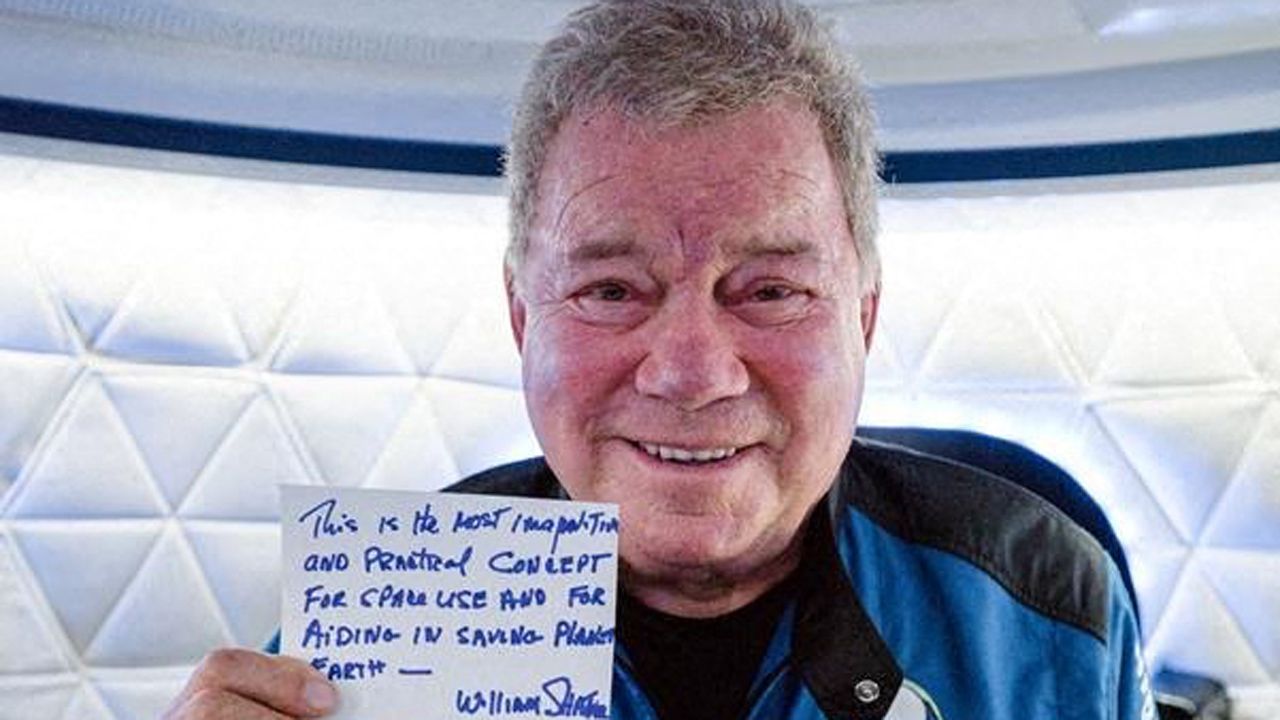 William Shatner : le capitaine Kirk de Star Trek est allé dans l'espace !