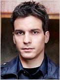 Santiago Cabrera