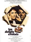 Photo : Les Doigts croisés