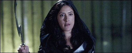 Alicia Coppola se met aux "Suits"