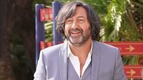 Bande-annonce Just a gigolo : Olivier Baroux transforme Kad Merad en playboy sur le déclin Bande-annonce Just a gigolo : Olivier Baroux transforme Kad Merad en playboy sur le déclin