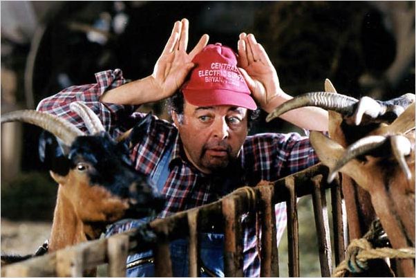 Film Le Paradis Jacques Villeret Photo de Jacques Villeret dans le film Un crime au paradis : Photo 82