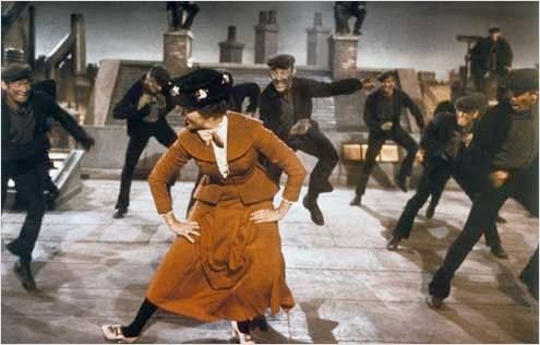 Mary Poppins : Photo Julie Andrews, Robert Stevenson