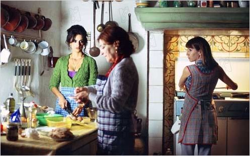 Volver : photo Carmen Maura, Pedro Almodóvar, Penélope Cruz