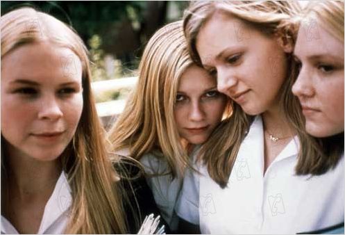 Virgin suicides : Photo A. J. Cook, Chelse Swain, Kirsten Dunst, Leslie Hayman, Sofia Coppola