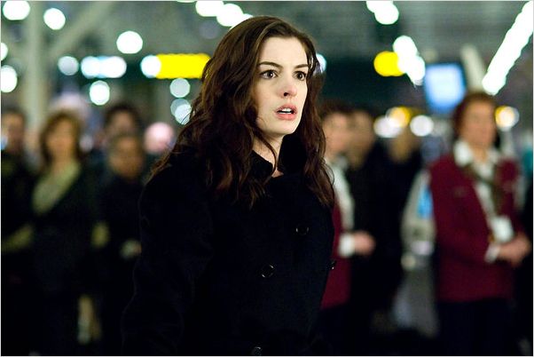 Les Passagers : photo Anne Hathaway, Rodrigo Garcia