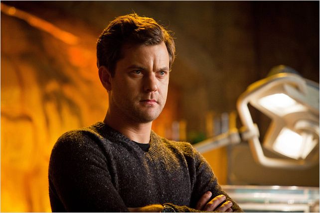 Fringe : photo Joshua Jackson