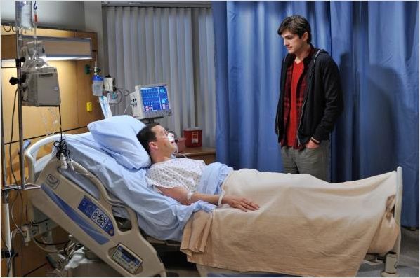 Mon oncle Charlie : photo Ashton Kutcher, Jon Cryer