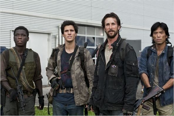 Falling Skies : photo Drew Roy, Mpho Koaho, Noah Wyle, Peter Shinkoda