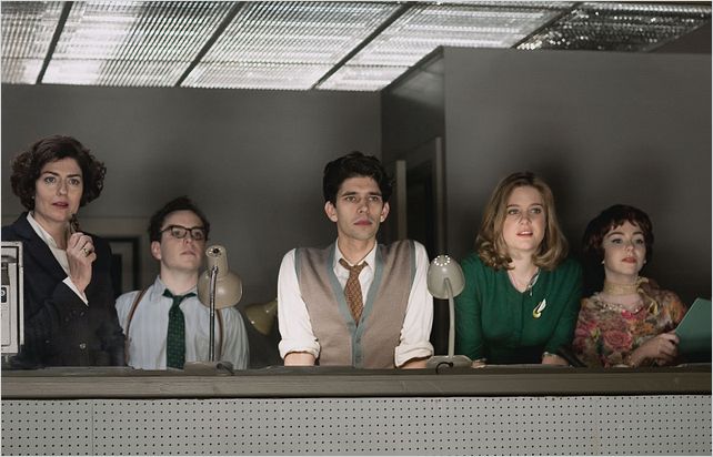 The Hour (2011) : photo Anna Chancellor, Ben Whishaw, Dominic West, Josh McGuire, Lisa Greenwood
