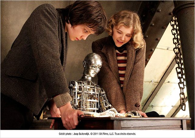 Hugo Cabret : photo Asa Butterfield, Chloë Grace Moretz, Martin Scorsese