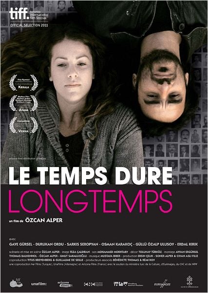 Le Temps dure longtemps : affiche
