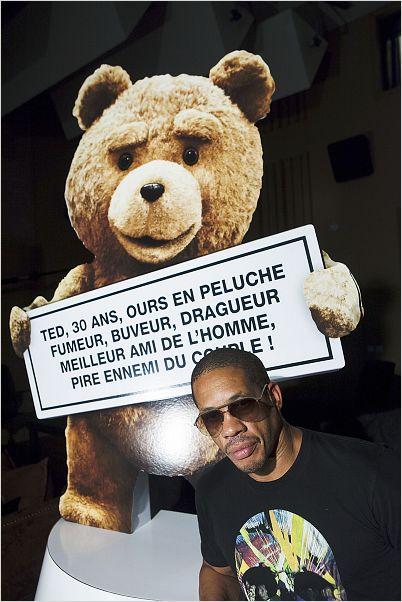 Ted : photo JoeyStarr