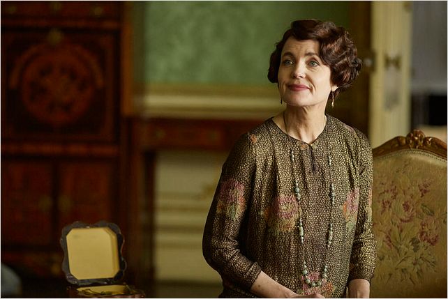 Films Et Séries Tv Avec Elizabeth Mcgovern Photo de Elizabeth McGovern dans la série Downton Abbey : Photo 16 sur