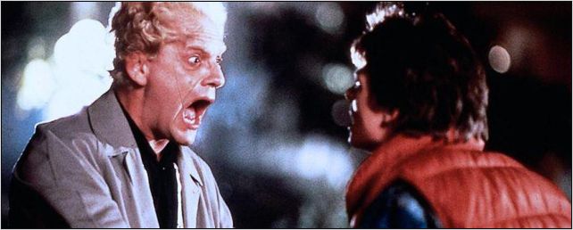 Christopher Lloyd derrière le volant d'une DeLorean pour "Raising Hope"