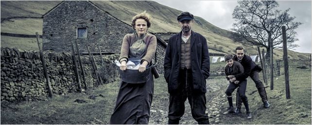 La série "The Village" renouvelée pour une seconde saison