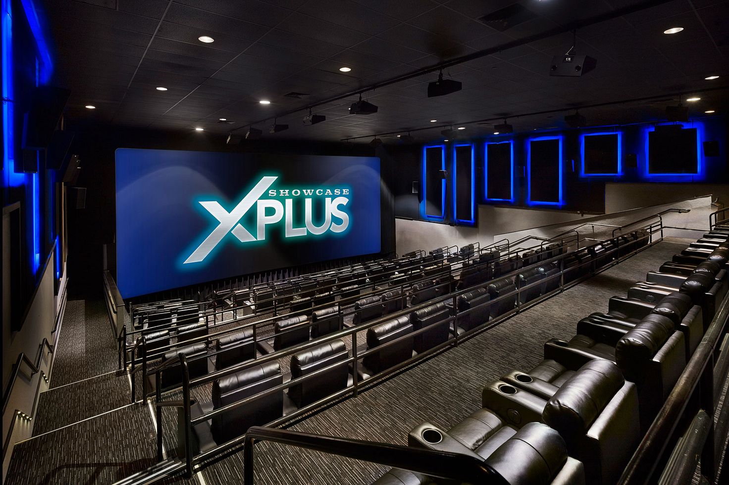 Farmingdale Movie Theater Showcase Cinema de Lux Farmingdale