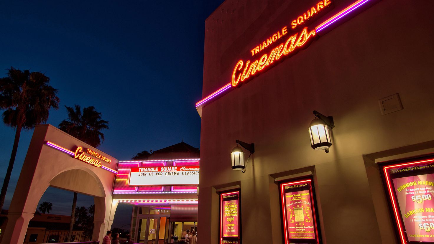 Our Locations Starlight Triangle Square Cinemas Starlight Cinemas