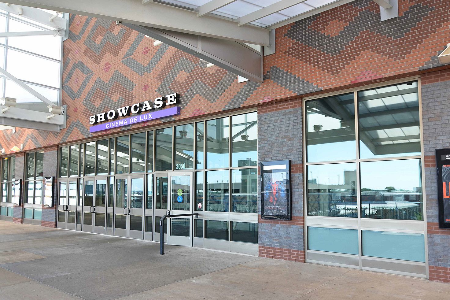 Showcase Cinema de Lux Ridge Hill Movie Showtimes & Tickets