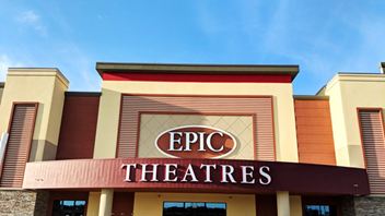 Epic Theatres at Mount Dora with Epic XL