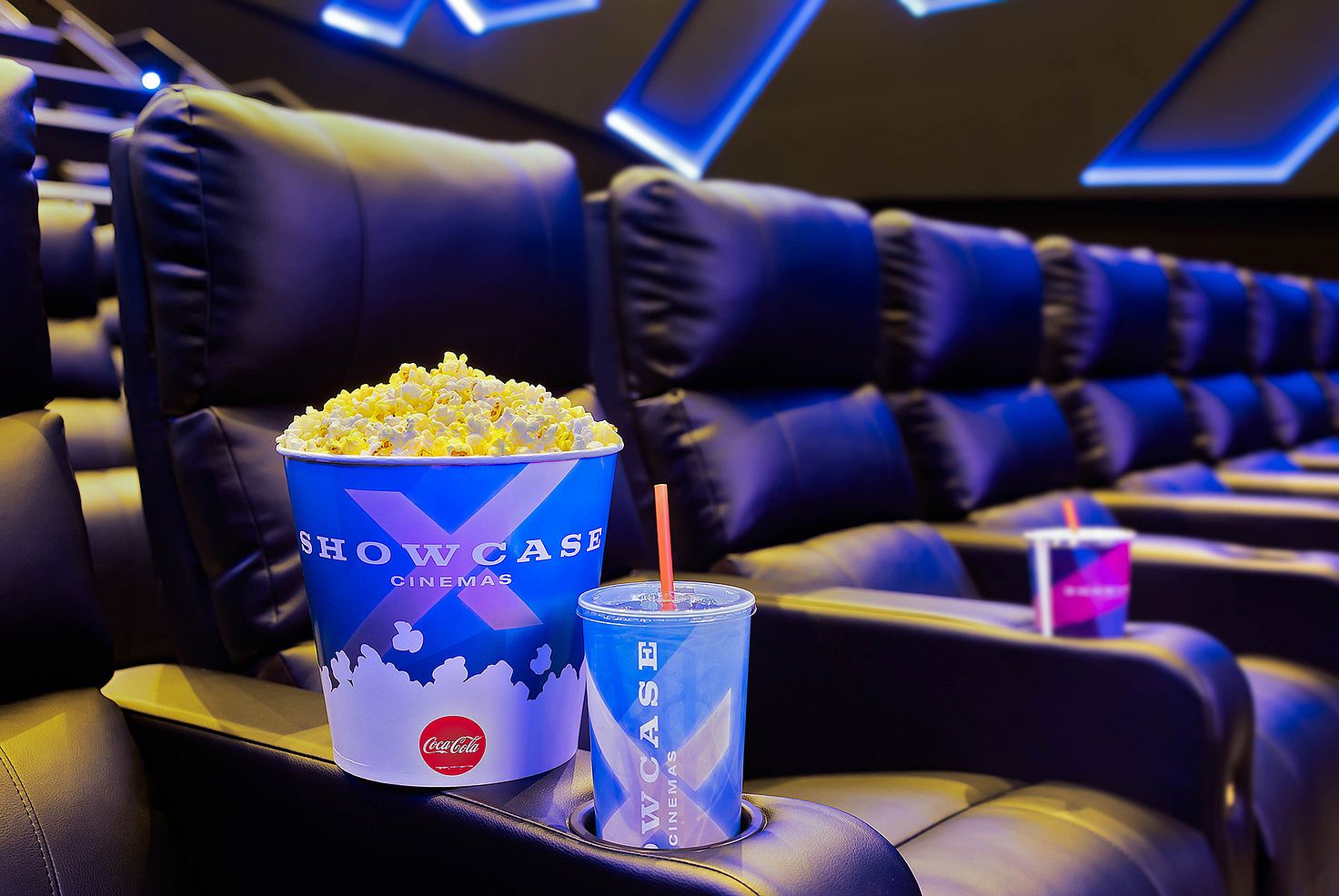 Hanover Movie Theater Showcase Cinema de Lux Hanover Crossing