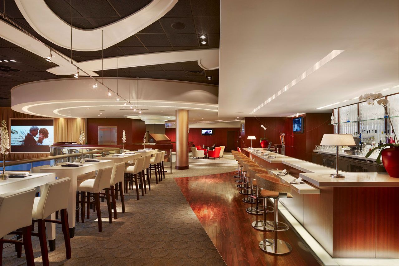 Showcase Cinema de Lux Patriot Place Showtimes & Tickets Showcase