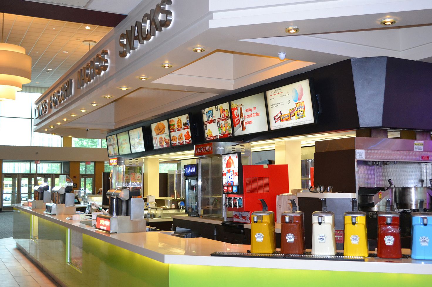 Lowell Movie Theater Showcase Cinema de Lux Lowell Showcase Cinemas