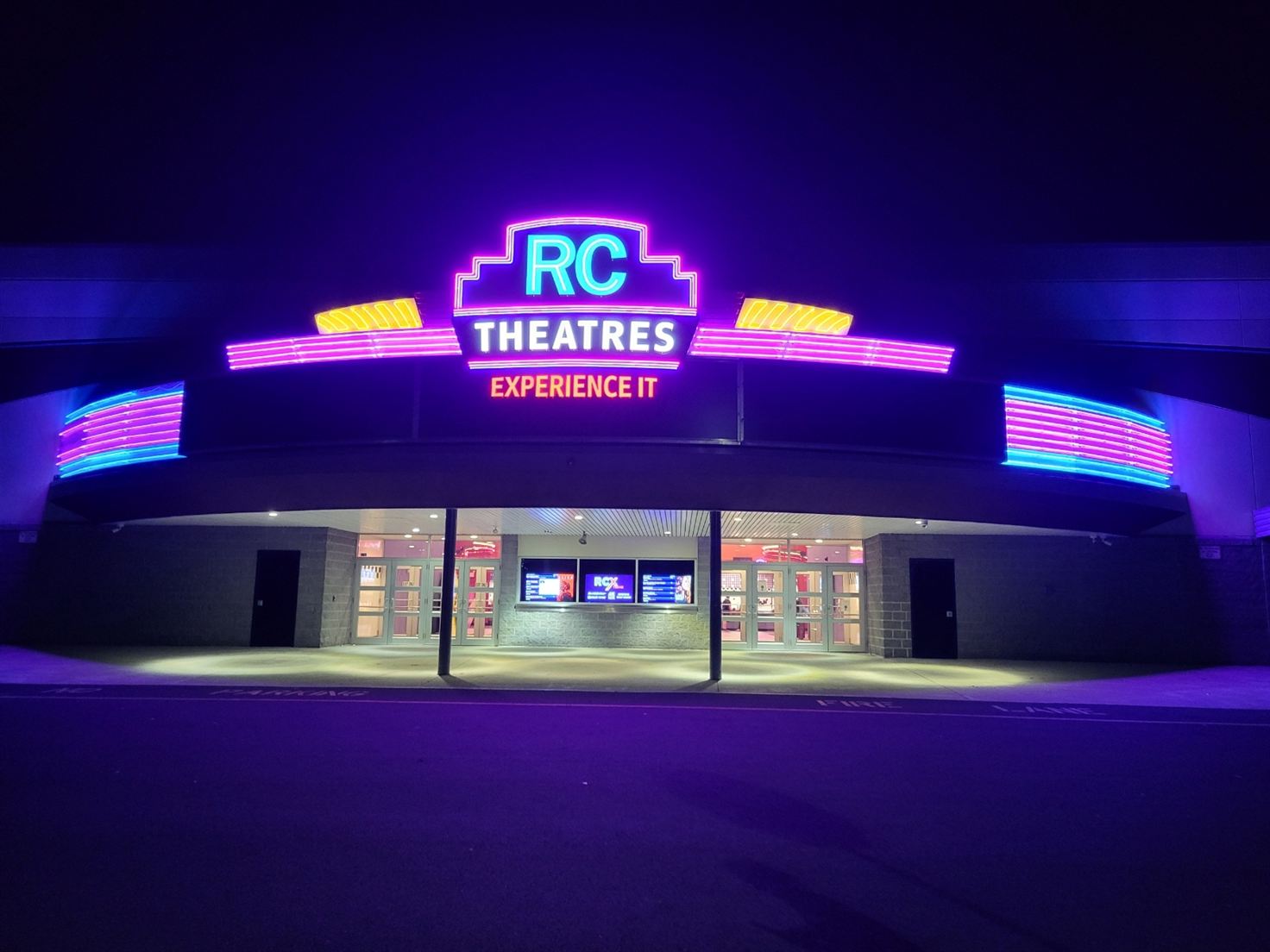Theatre details R/C Richland Crossings Movies 12 RC Theatres
