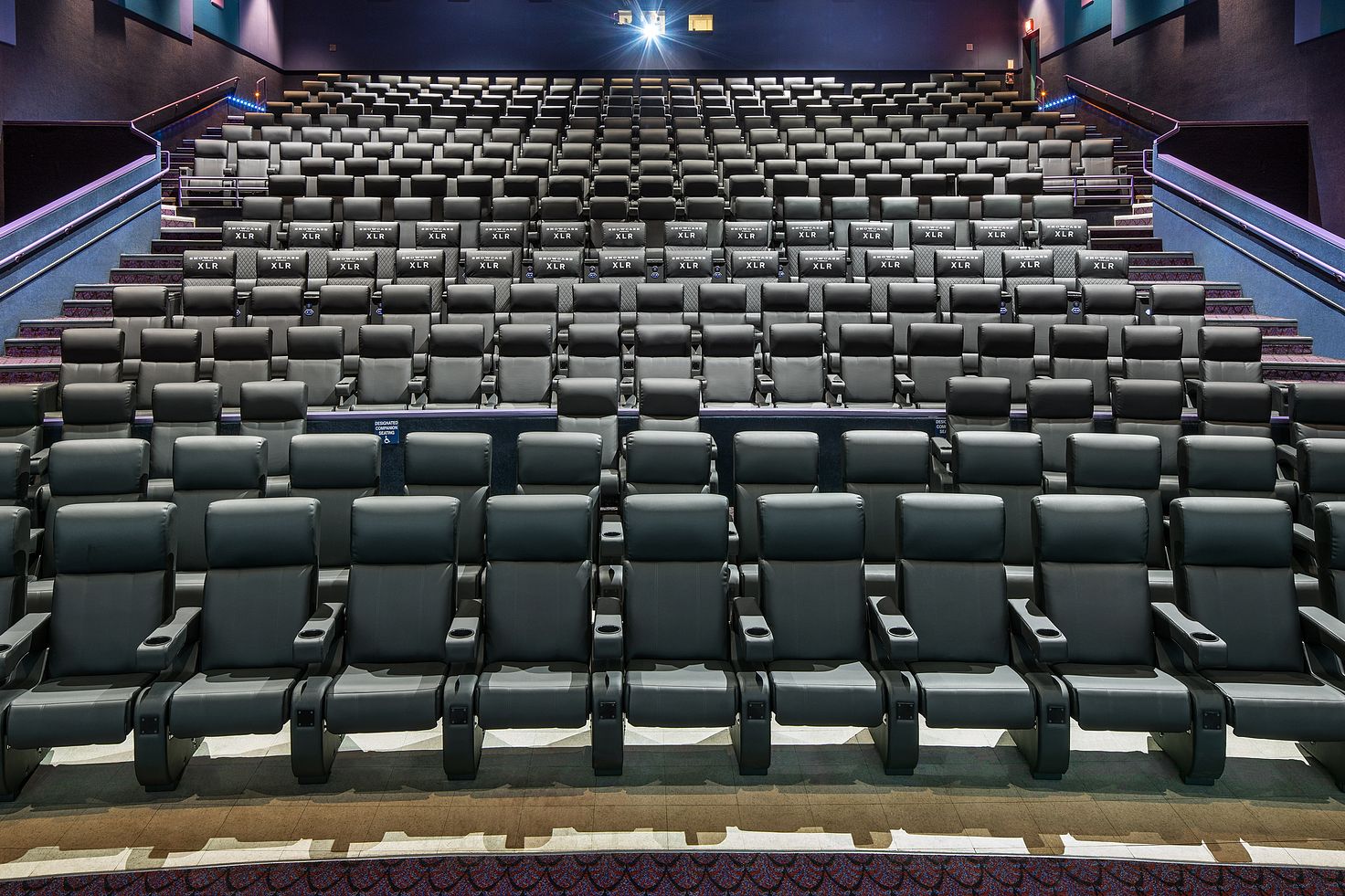 Linden Movie Theater Linden Boulevard Multiplex Cinemas Showcase